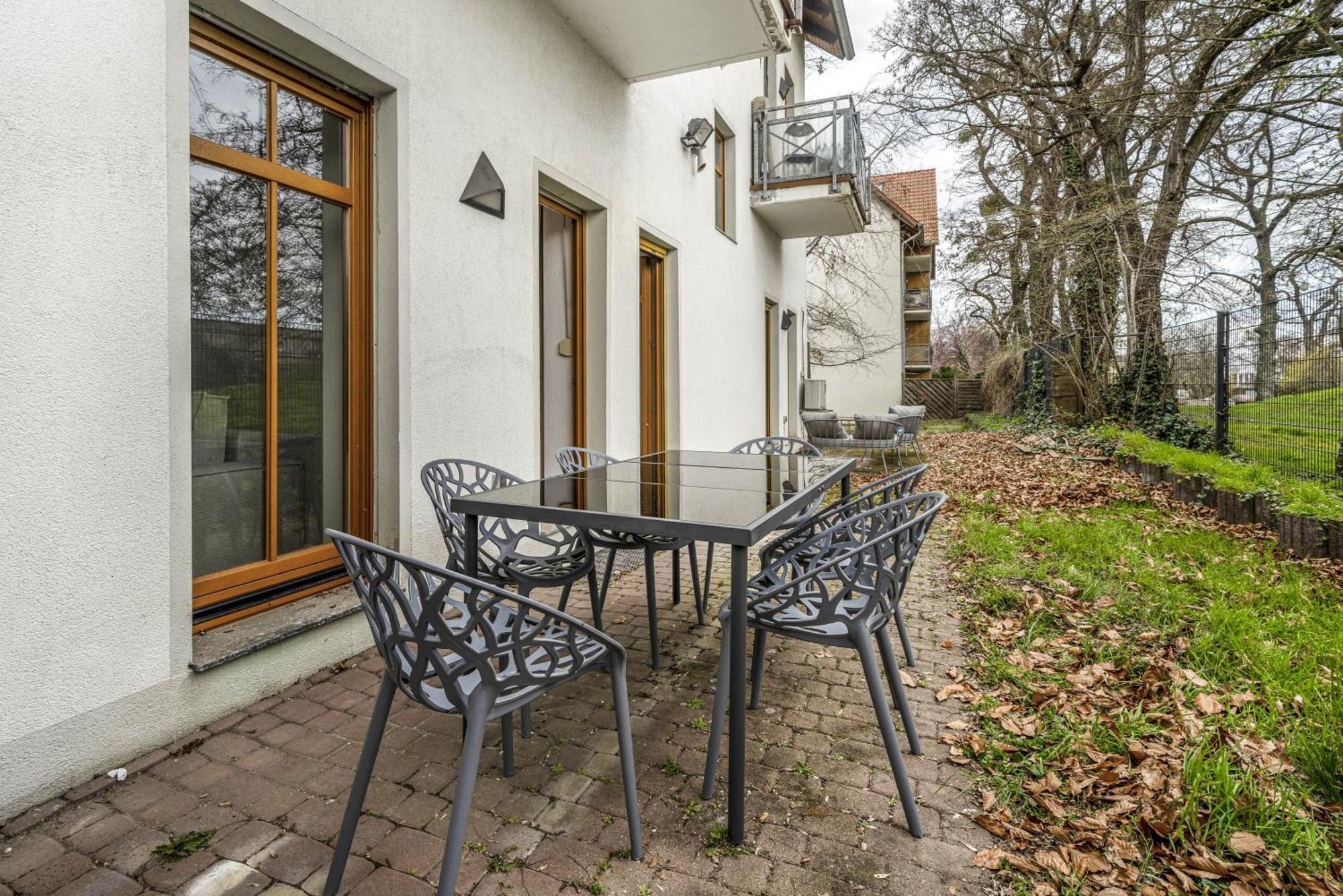 Lehastays - Apartments Buckau 16A I Kueche I Smart Tv Mit Netflix I Toller Innenhof มัคเดอบวร์ก ภายนอก รูปภาพ