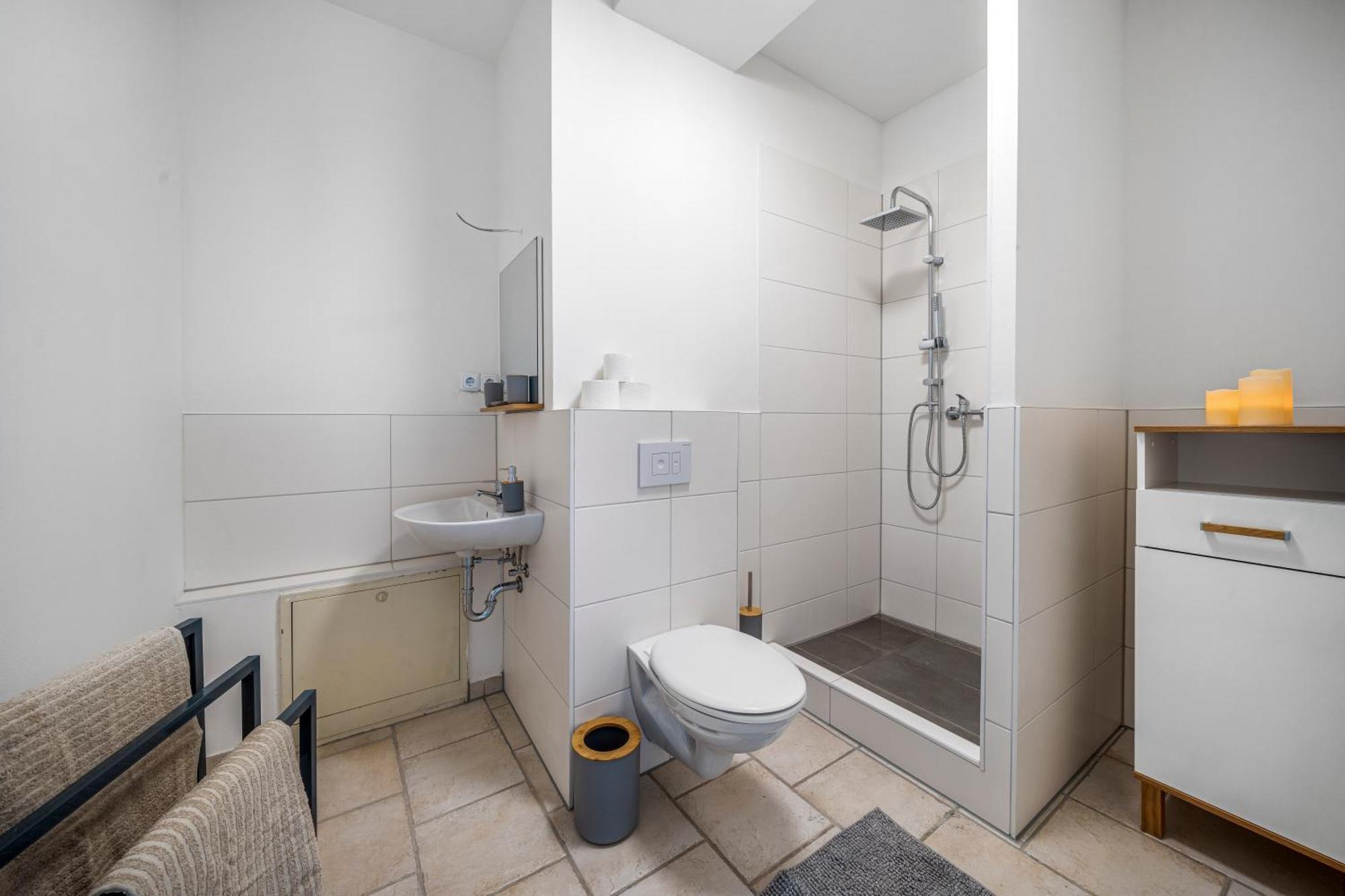Lehastays - Apartments Buckau 16A I Kueche I Smart Tv Mit Netflix I Toller Innenhof มัคเดอบวร์ก ภายนอก รูปภาพ