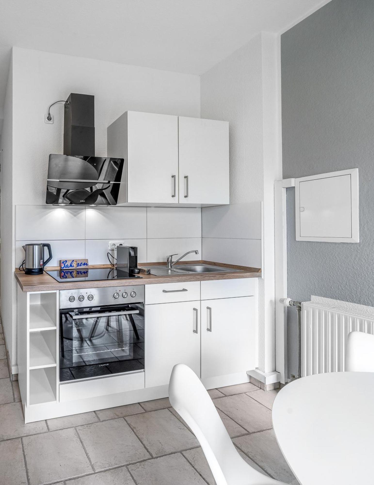 Lehastays - Apartments Buckau 16A I Kueche I Smart Tv Mit Netflix I Toller Innenhof มัคเดอบวร์ก ภายนอก รูปภาพ
