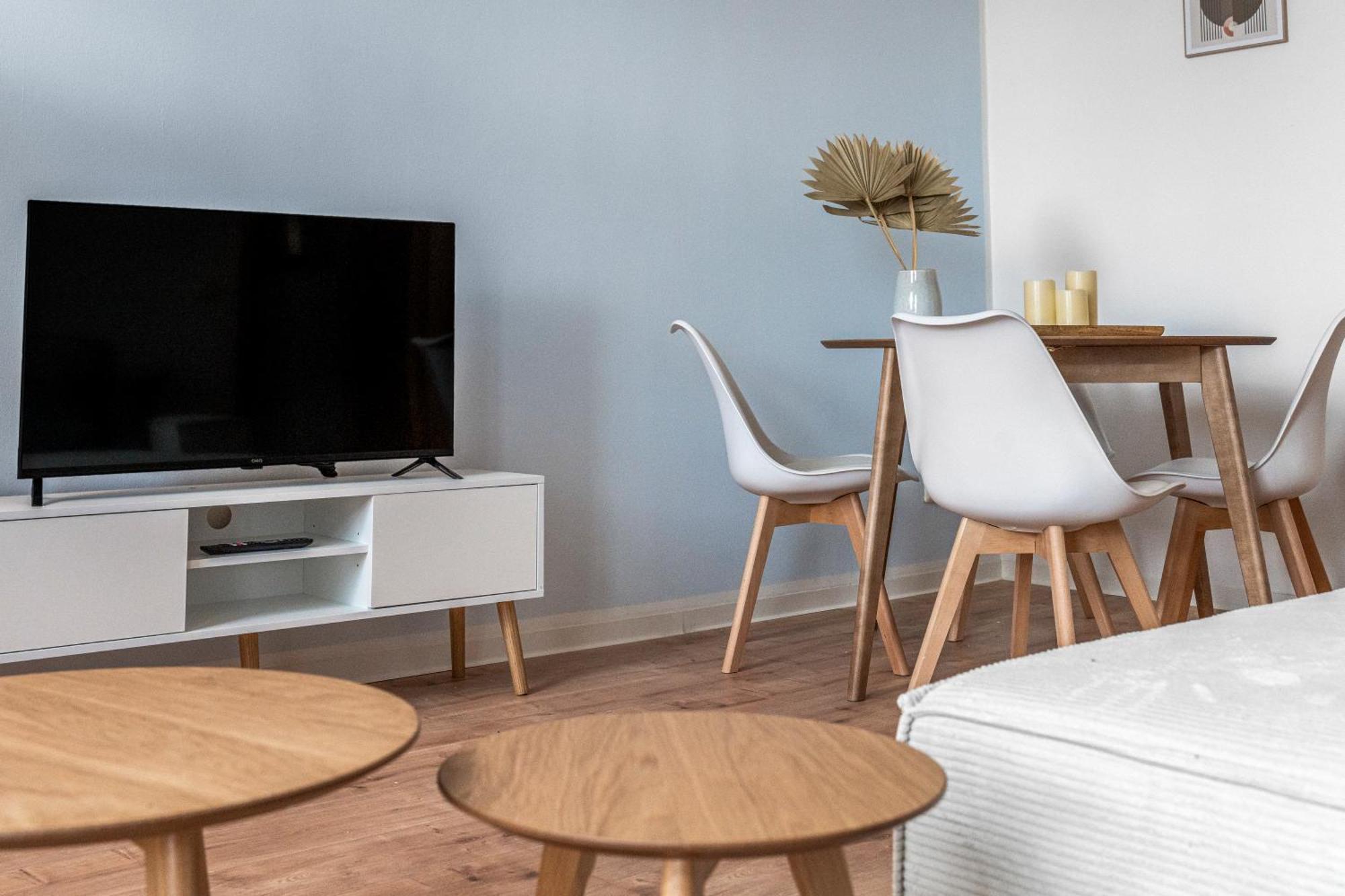 Lehastays - Apartments Buckau 16A I Kueche I Smart Tv Mit Netflix I Toller Innenhof มัคเดอบวร์ก ภายนอก รูปภาพ