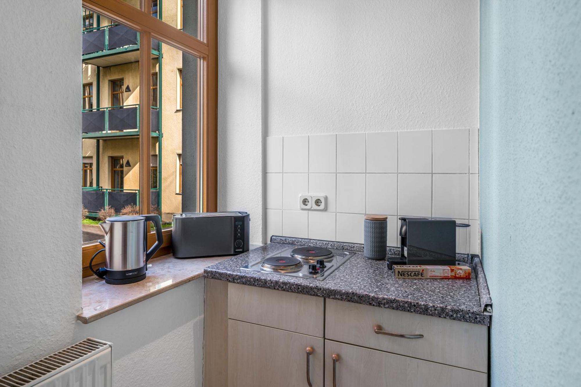Lehastays - Apartments Buckau 16A I Kueche I Smart Tv Mit Netflix I Toller Innenhof มัคเดอบวร์ก ภายนอก รูปภาพ