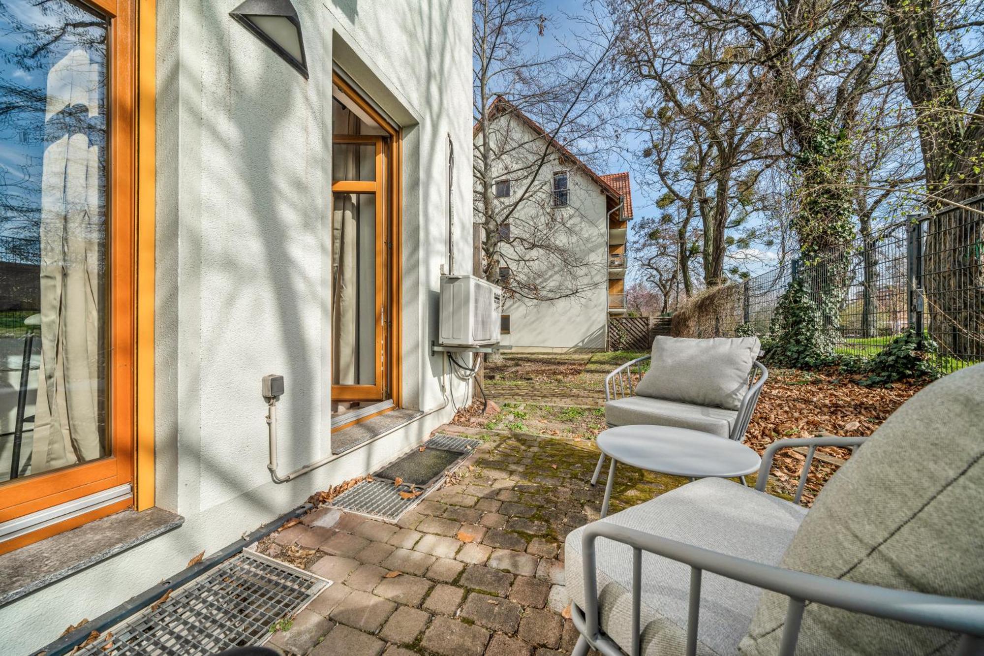 Lehastays - Apartments Buckau 16A I Kueche I Smart Tv Mit Netflix I Toller Innenhof มัคเดอบวร์ก ภายนอก รูปภาพ